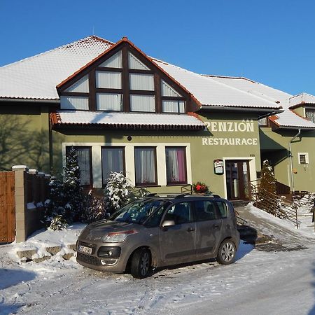 Penzion U Kasnych Mníšek pod Brdy エクステリア 写真