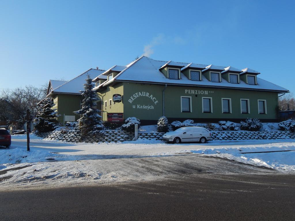 Penzion U Kasnych Mníšek pod Brdy エクステリア 写真